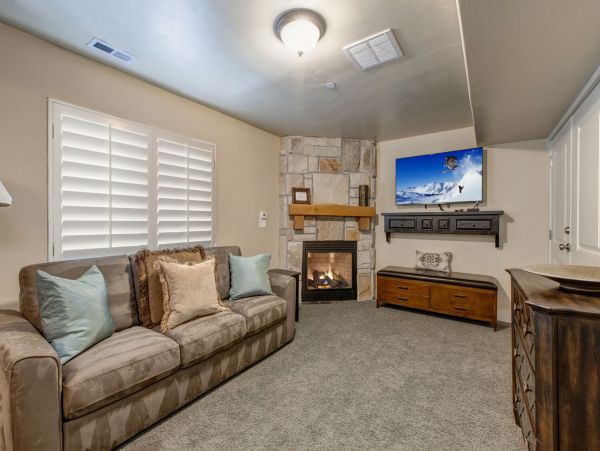 Park City Vacation Home with Private Hot Tub & Summer Pool
