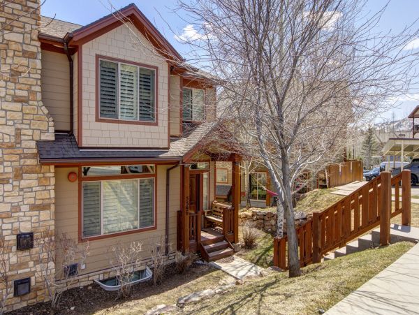 Park City Vacation Home with Private Hot Tub & Summer Pool