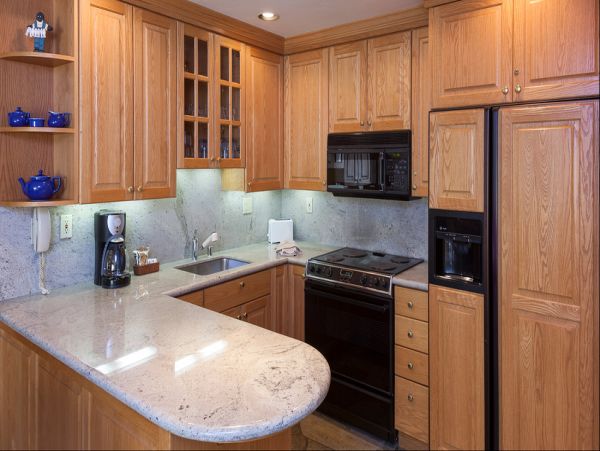 Beautiful Vail Condo with Communal Hot Tub Walk to Lift