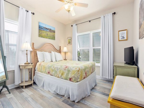 Five BEdroom Gulf Front Getaway in Pensacola Beach