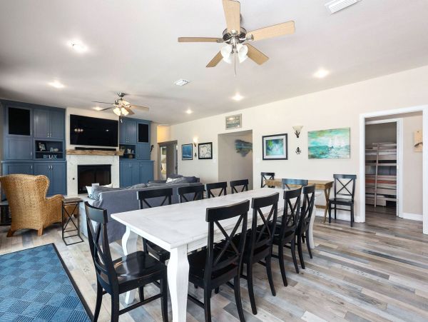 Five BEdroom Gulf Front Getaway in Pensacola Beach