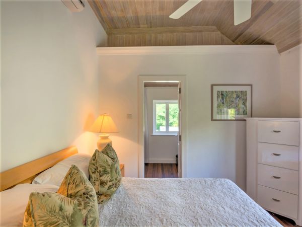 Fantastic Vacation Villa Exclusive Community in St. James