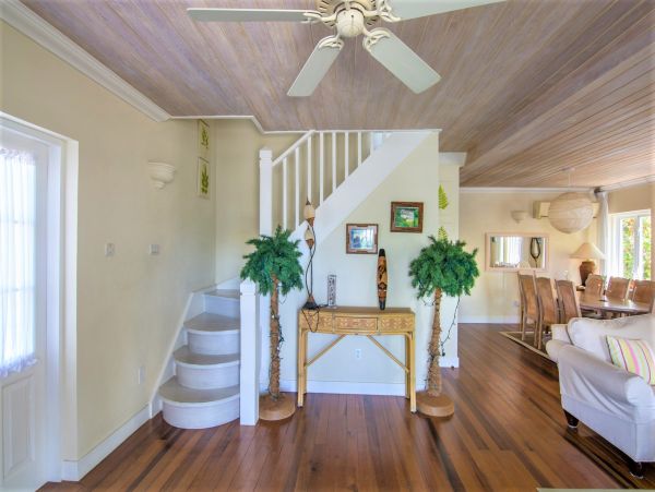 Fantastic Vacation Villa Exclusive Community in St. James