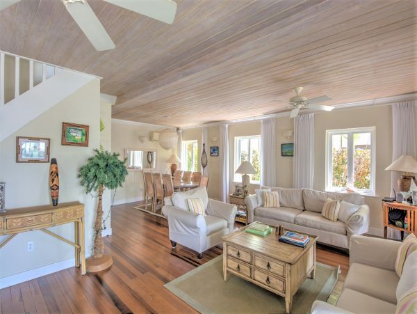 Fantastic Vacation Villa Exclusive Community in St. James