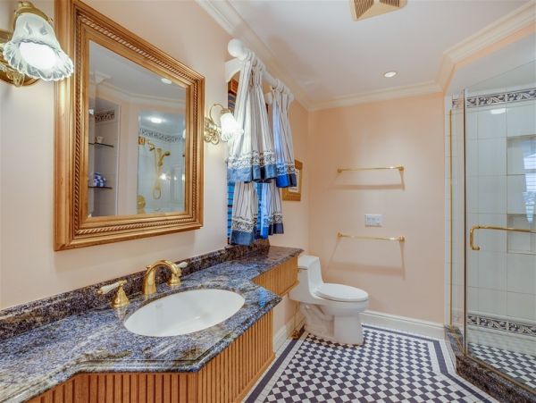Beautiful Vacation Home with Canal Views in Boca Grande