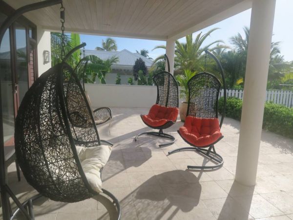 Stunning Vacation Rental Home with Private Pool, Beach & Spa