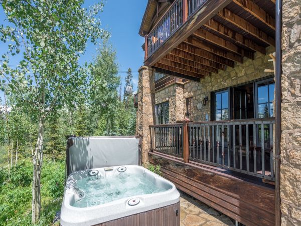 True Ski in Ski Out Townhome Sleeps 14