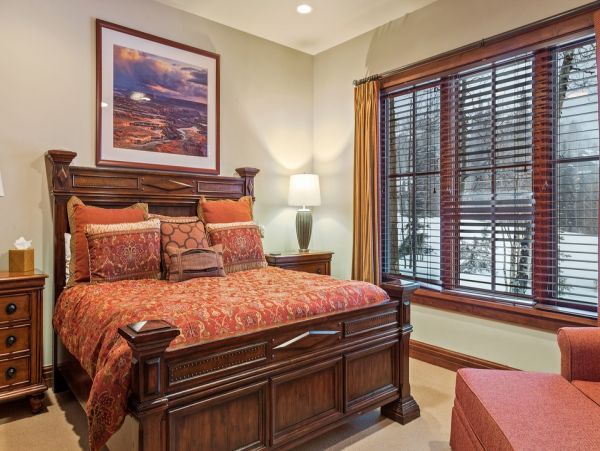 True Ski in Ski Out Townhome Sleeps 14