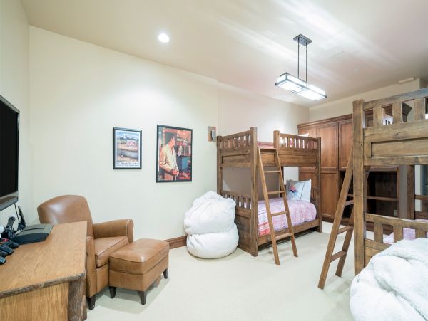 True Ski in Ski Out Townhome Sleeps 14
