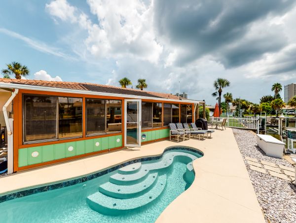 Daytona Beach Home 963232
