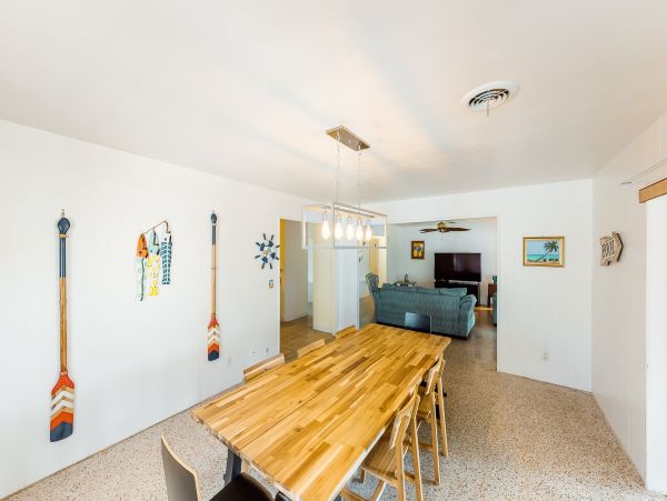 Daytona Beach Home 963232