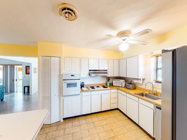 Daytona Beach Home 963232