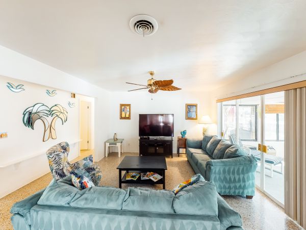 Daytona Beach Home 963232