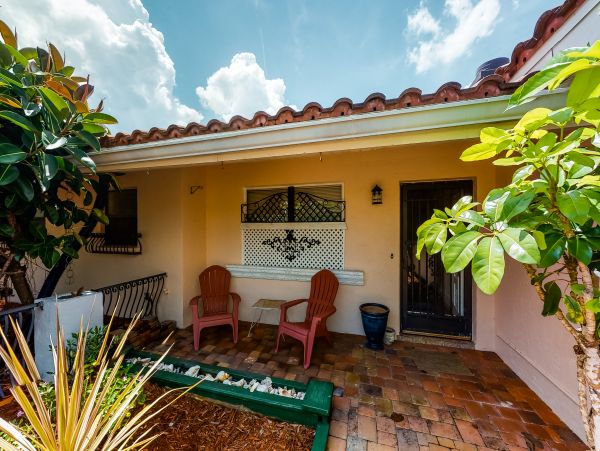 Daytona Beach Home 963232