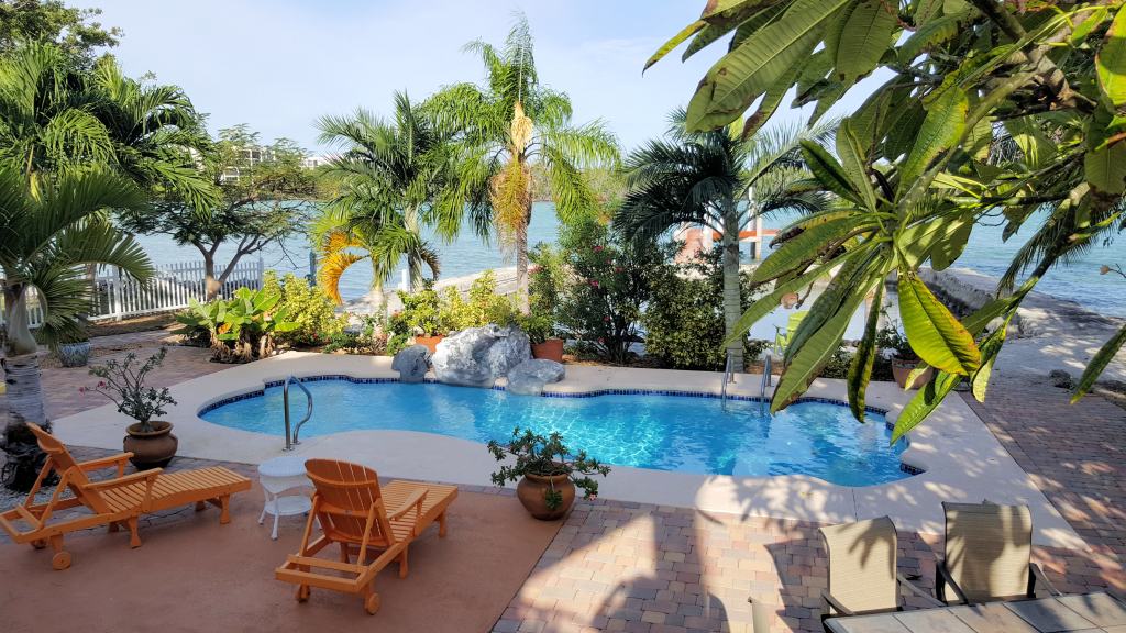 Three Bedroom Marathon Home with Pool & Dock
