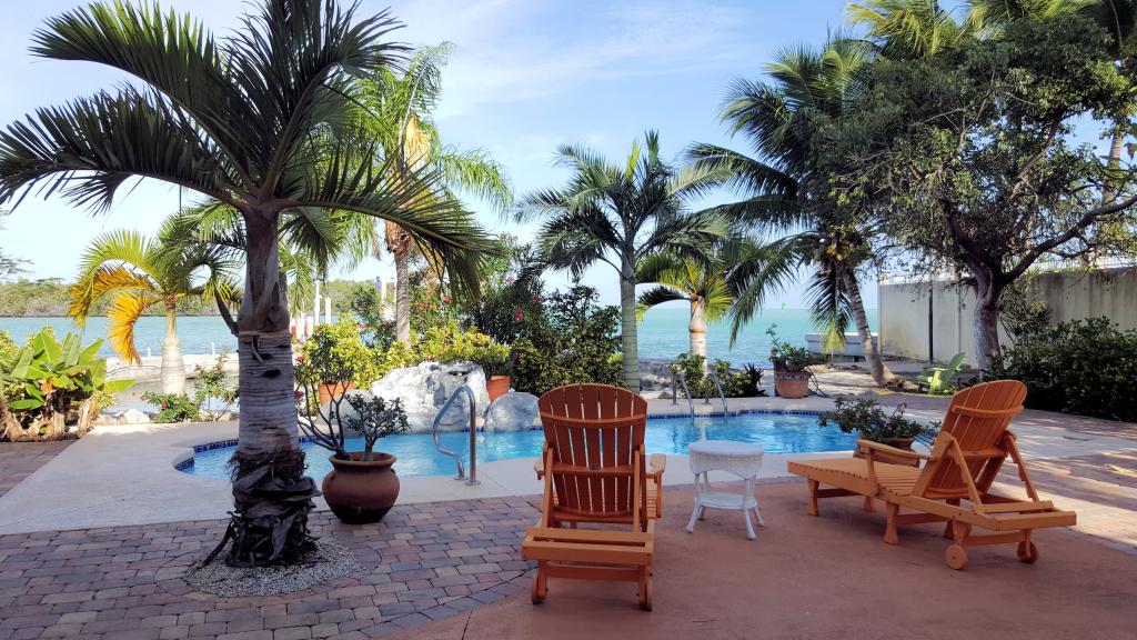 Three Bedroom Marathon Home with Pool & Dock