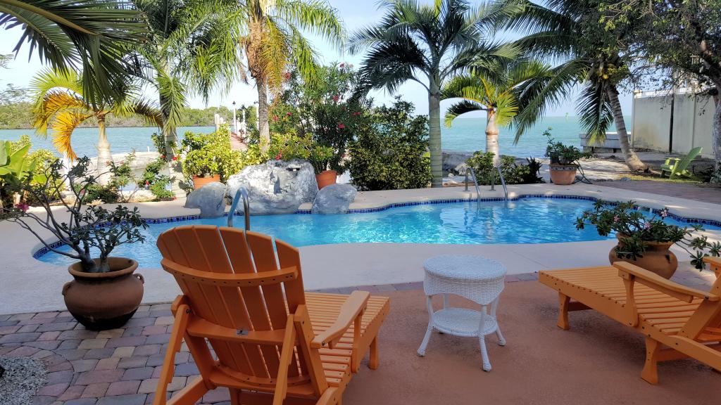 Three Bedroom Marathon Home with Pool & Dock