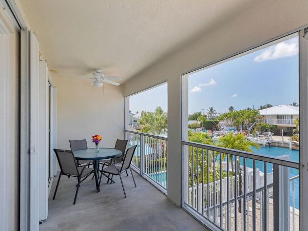 New Arrival Florida Keys Includes Beach Club Access