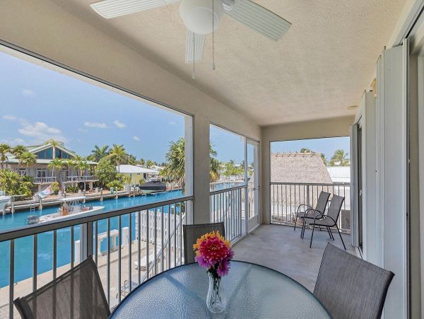 New Arrival Florida Keys Includes Beach Club Access
