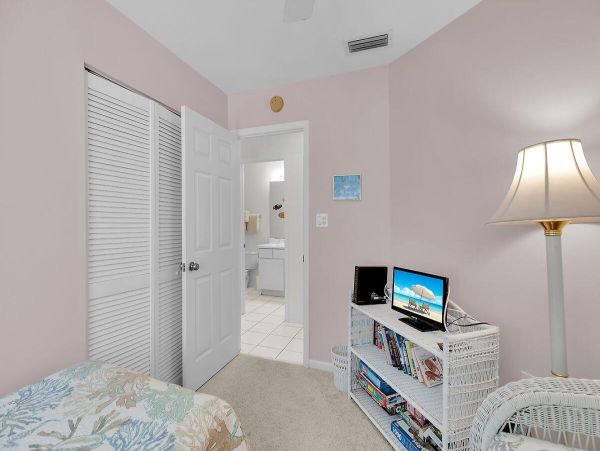 New Arrival Florida Keys Includes Beach Club Access