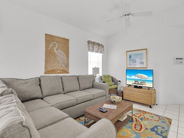 New Arrival Florida Keys Includes Beach Club Access