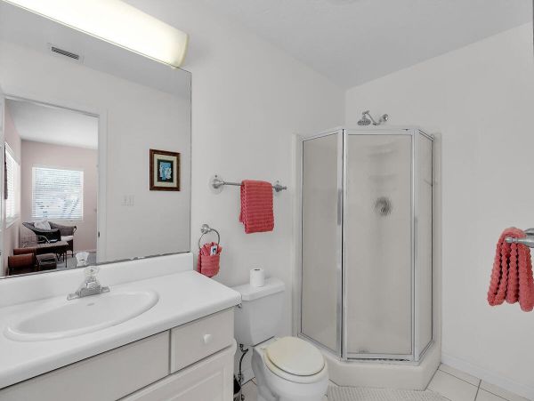 New Arrival Florida Keys Includes Beach Club Access