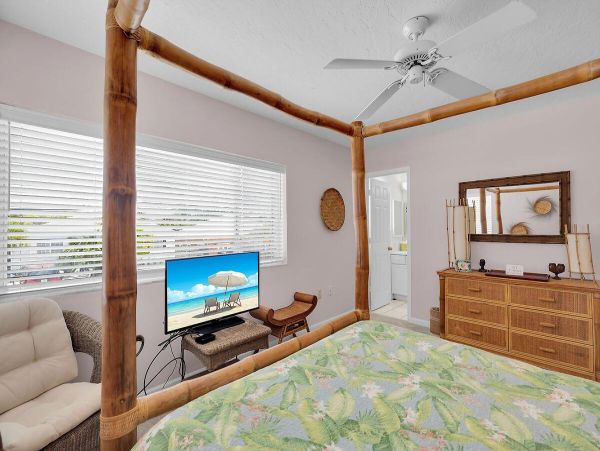 New Arrival Florida Keys Includes Beach Club Access