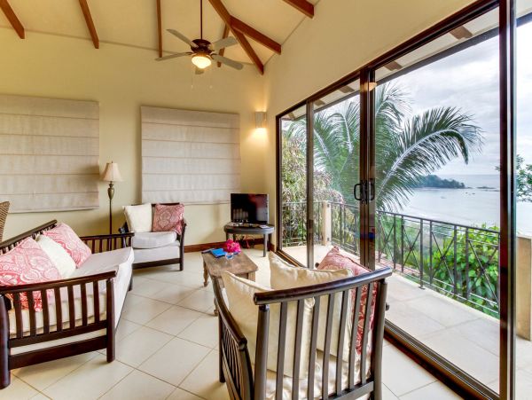 Manuel Antonio Quepos Home 963288