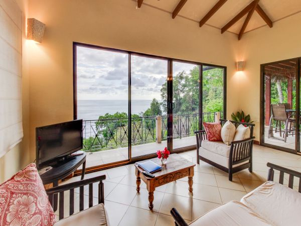 Manuel Antonio Quepos Home 963288