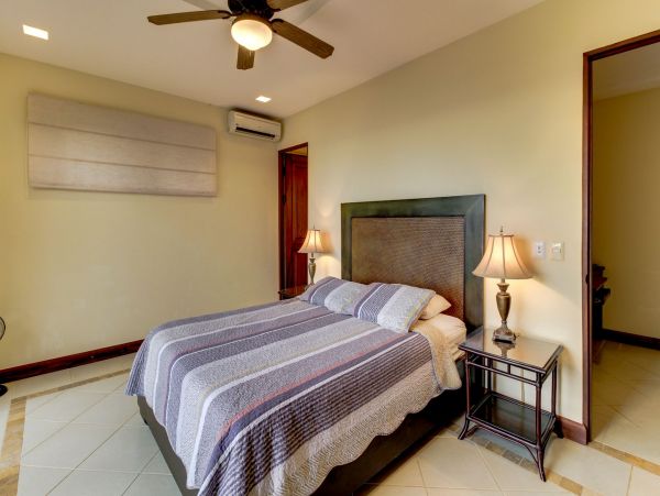 Manuel Antonio Quepos Home 963288