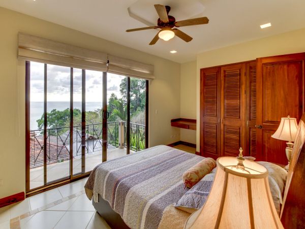 Manuel Antonio Quepos Home 963288