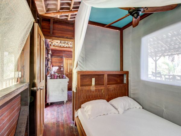 Manuel Antonio Quepos Home 963297