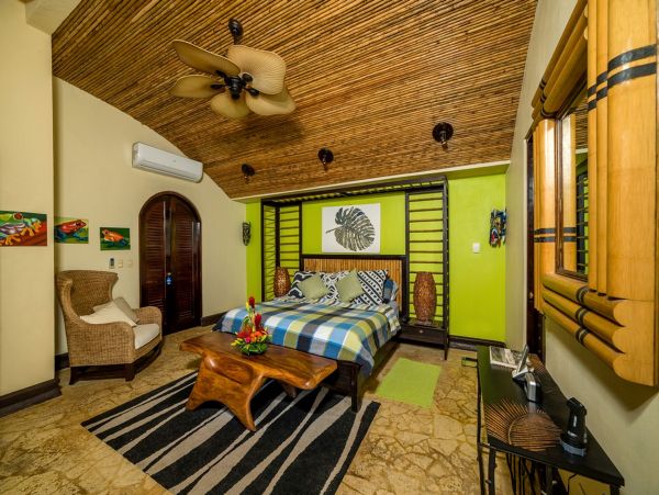 Playa Flamingo Home 963347