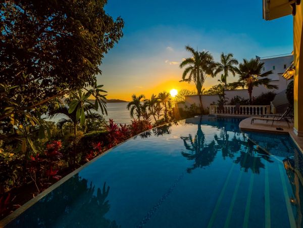 Playa Flamingo Home 963347