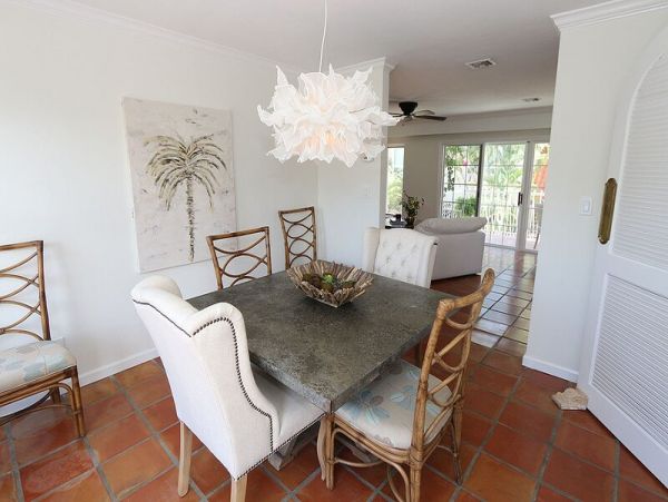 Three Bedroom Vacation Residence Sleeps Six in Naples