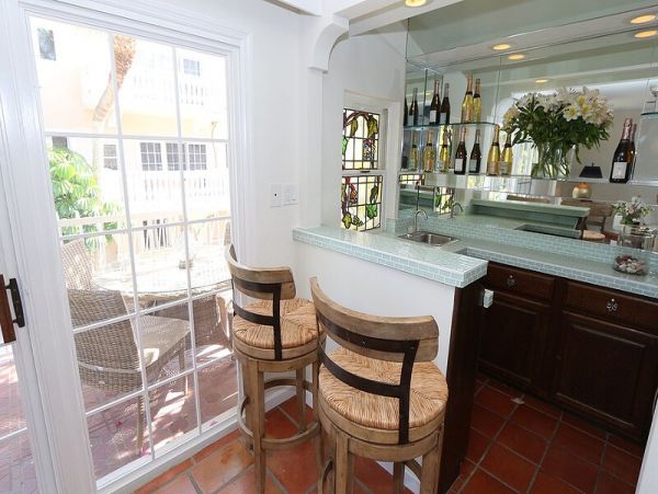 Three Bedroom Vacation Residence Sleeps Six in Naples