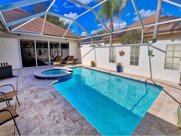 Beautiful Vacation Home with Private Pool & Hot Tub Sleeps 6