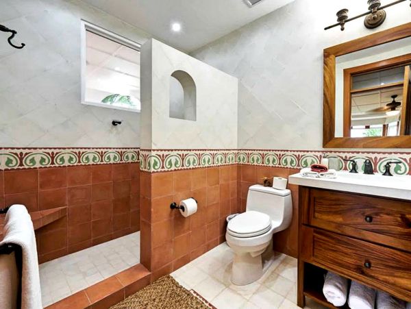 Liberia Home 963417