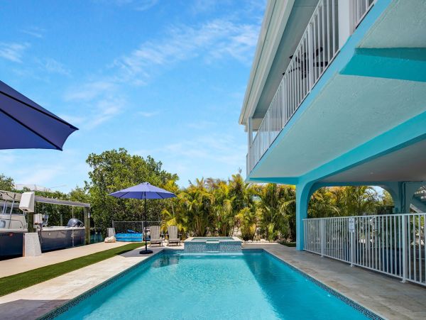 Florida Keys Vacation Rental - Gulfside Home with Pool and Dockage