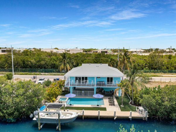 Florida Keys Vacation Rental - Gulfside Home with Pool and Dockage