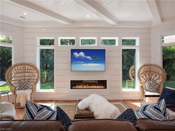 Gorgeous Naples Vacation Home With Private Pool & Hot Tub