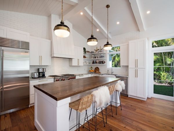 Gorgeous Naples Vacation Home With Private Pool & Hot Tub