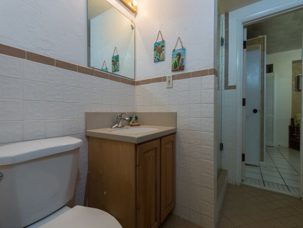 Luxury Vacation Home 4 Bedrooms & Pool Near Sombrero Beach