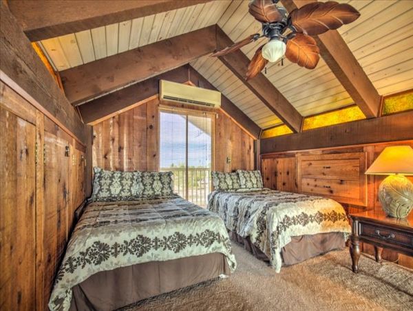 Luxury Vacation Home 4 Bedrooms & Pool Near Sombrero Beach