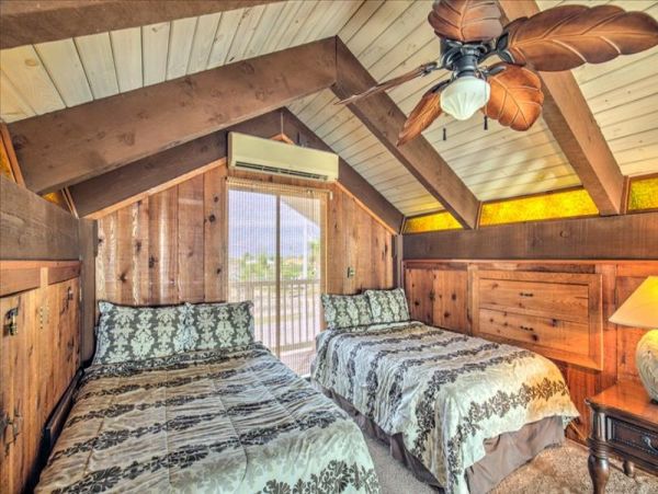 Luxury Vacation Home 4 Bedrooms & Pool Near Sombrero Beach