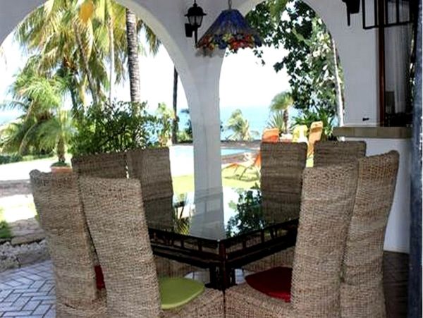 Lovely Vacation Villa with Private Pool & Ocean Views
