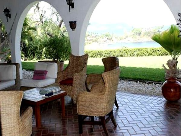 Lovely Vacation Villa with Private Pool & Ocean Views