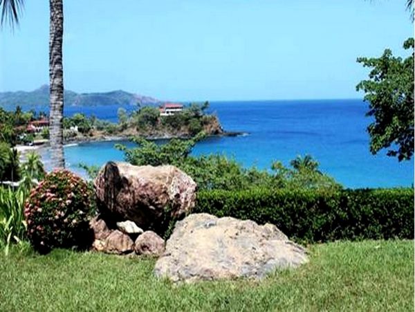 Lovely Vacation Villa with Private Pool & Ocean Views