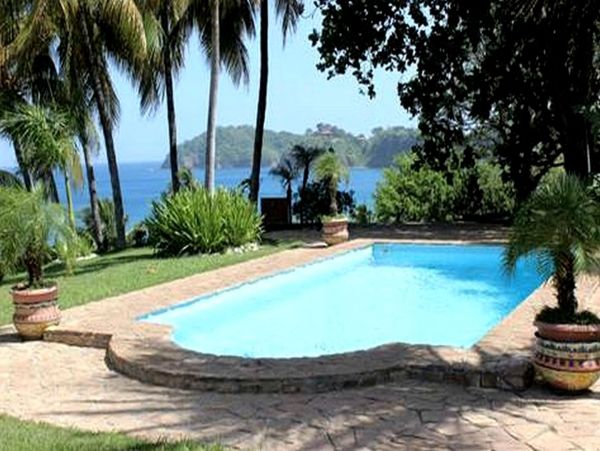 Lovely Vacation Villa with Private Pool & Ocean Views