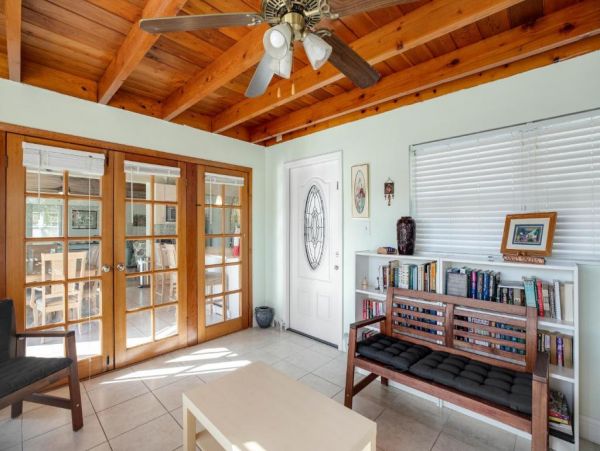 Key Colony Vacation Home Five Bedroom